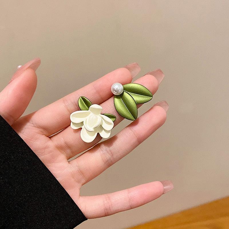 2023 Asymmetry Pearl Flower Stud Earrings - BestShop
