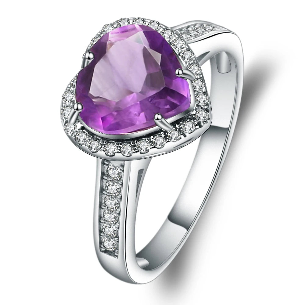 Bague en iolite en forme de cœur