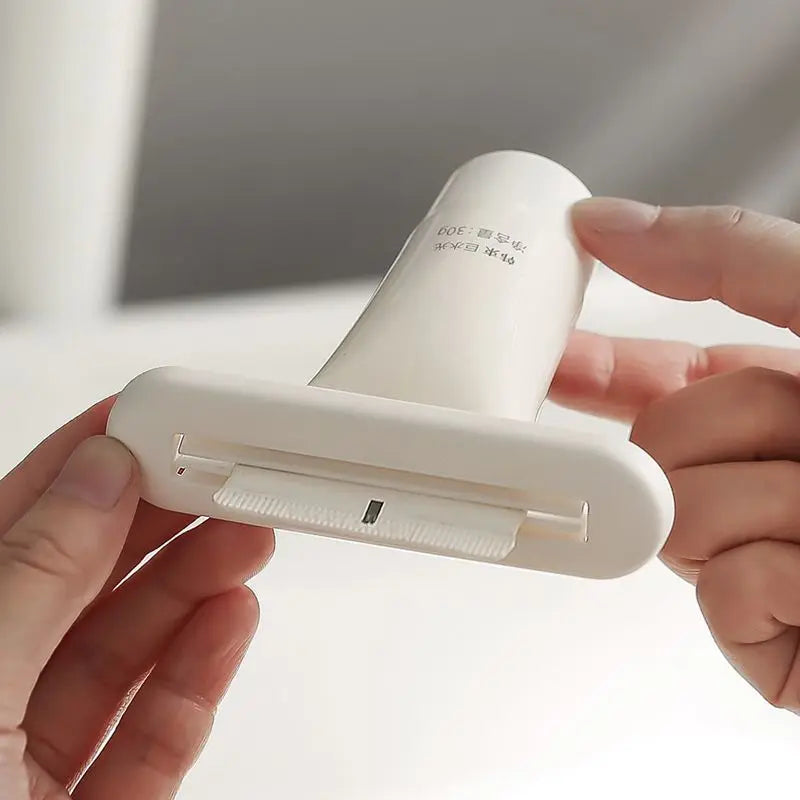 Toothpaste Facial Cleanser Squeezer
