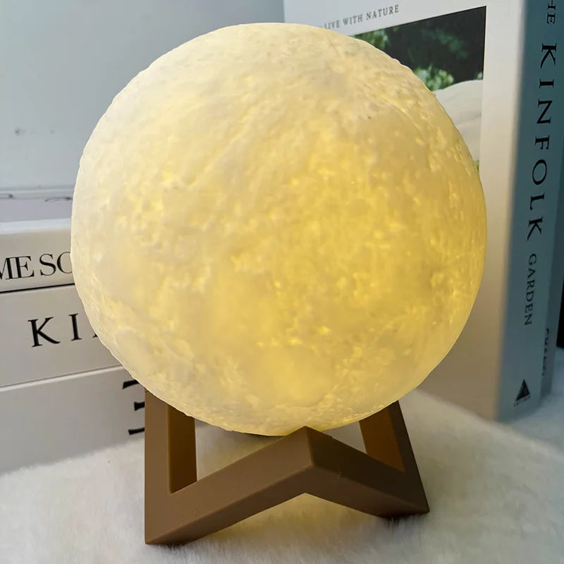 Clair de lune peint à la main pour la Journée des enfants