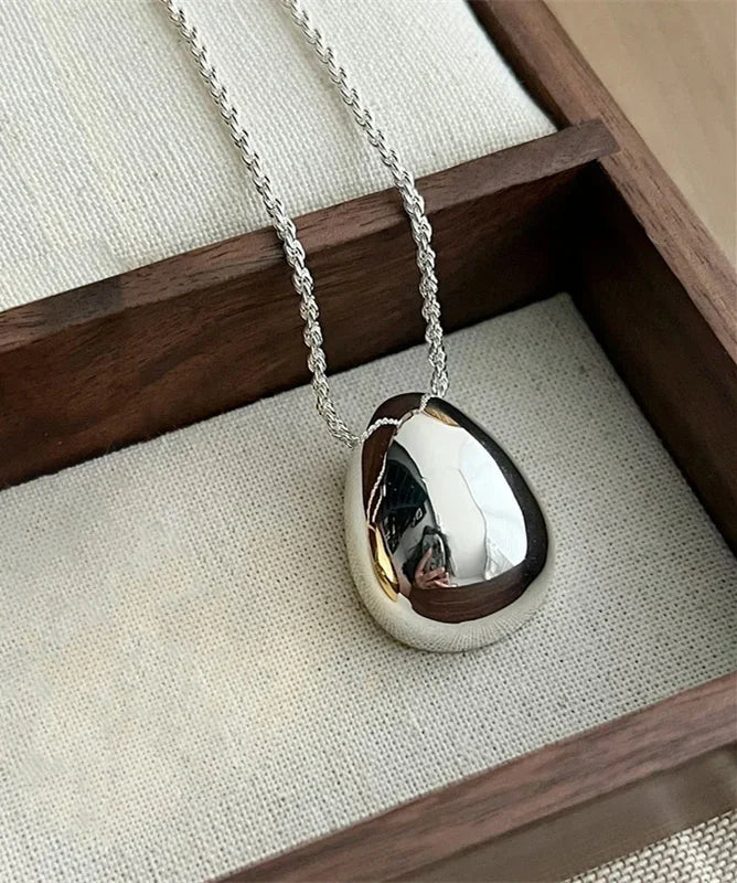 Bilandi Metal Teardrop Pendant Necklace