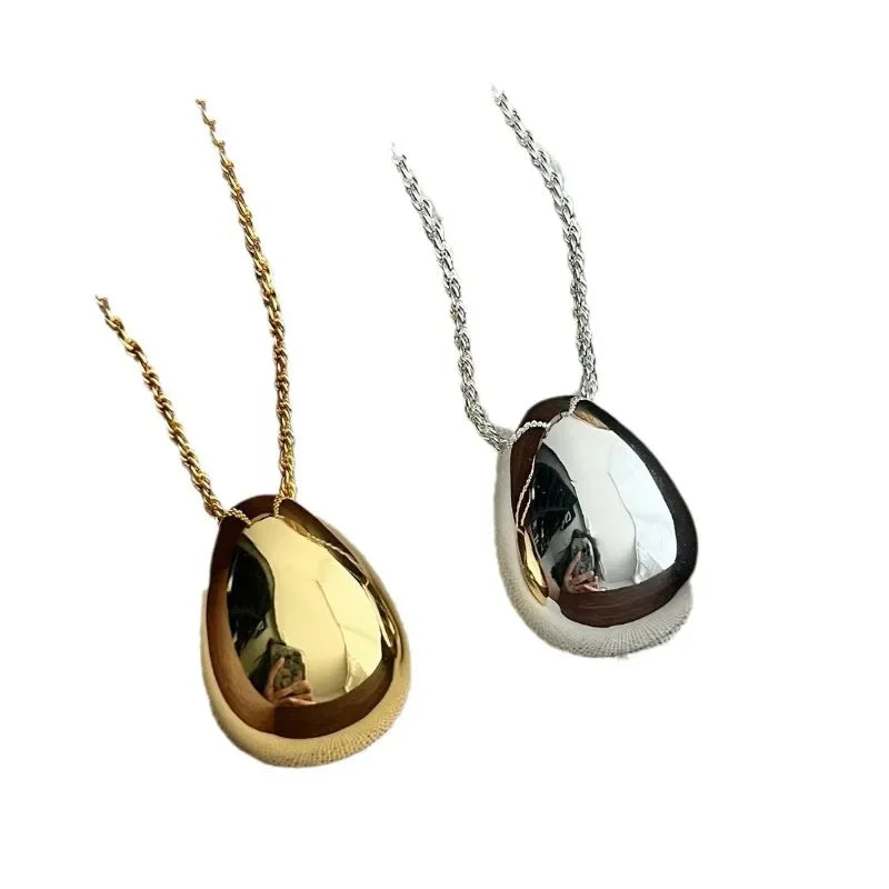 Bilandi Metal Teardrop Pendant Necklace
