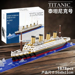 Load image into Gallery viewer, Titanic Creative Luxury Iceberg Cruise Ship Boat Wreck Set - BestShop
