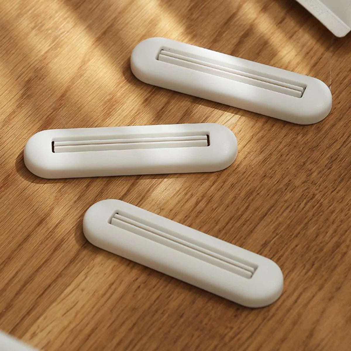 Toothpaste Facial Cleanser Squeezer