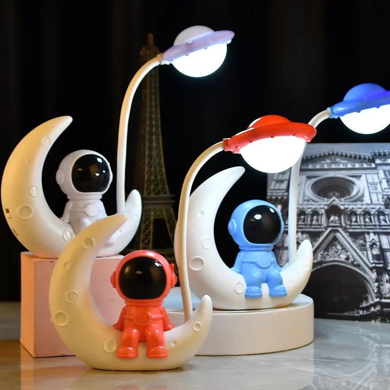 Creative Moon Astronaut LED Nightlight