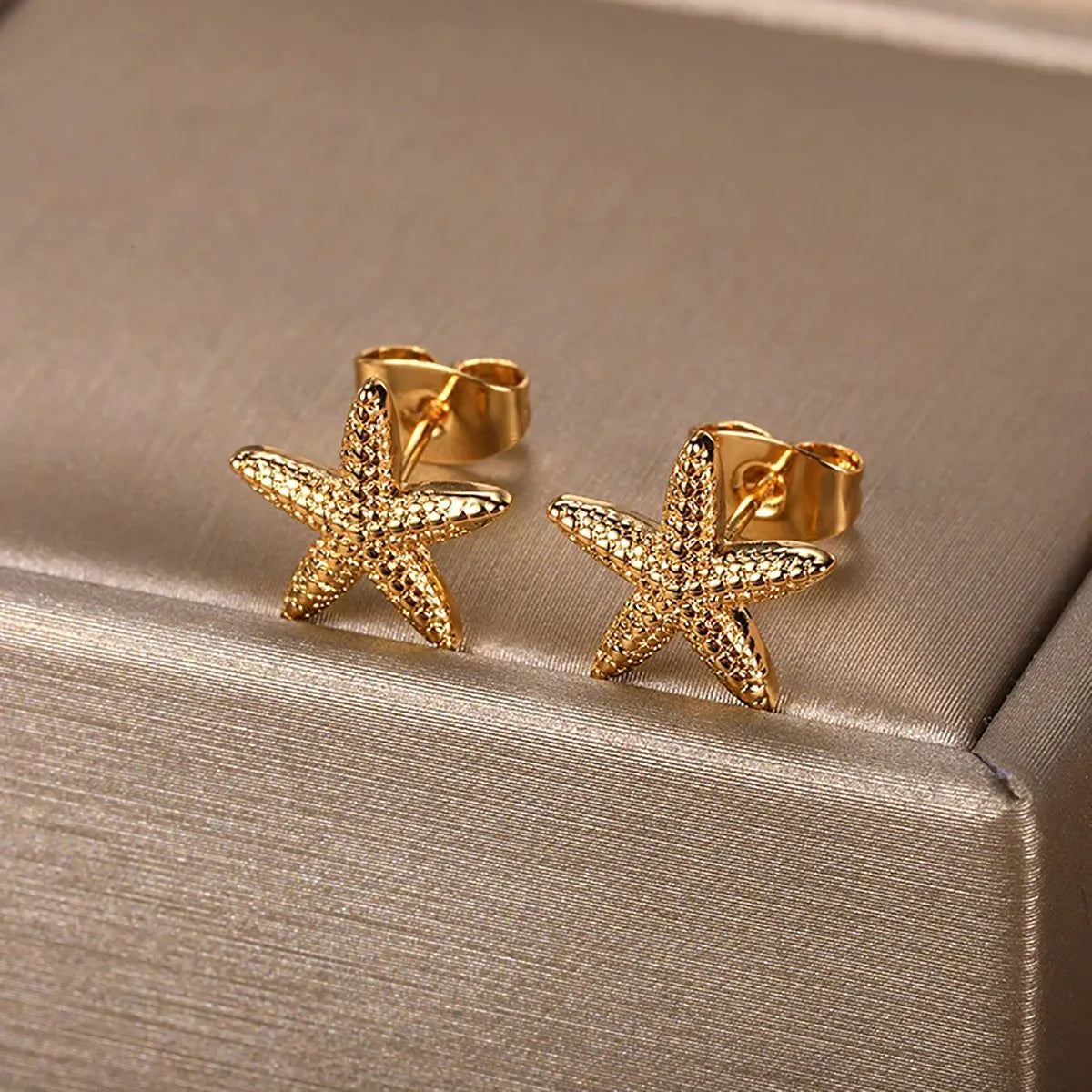 Vintage Summer Starfish Stud Earrings