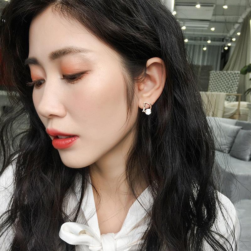 D letter diamond Earring - BestShop