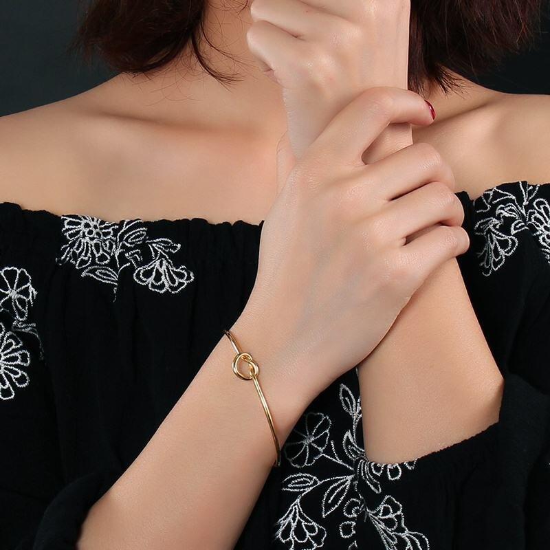Elegant Tied Knot Cuff Bracelet - BestShop