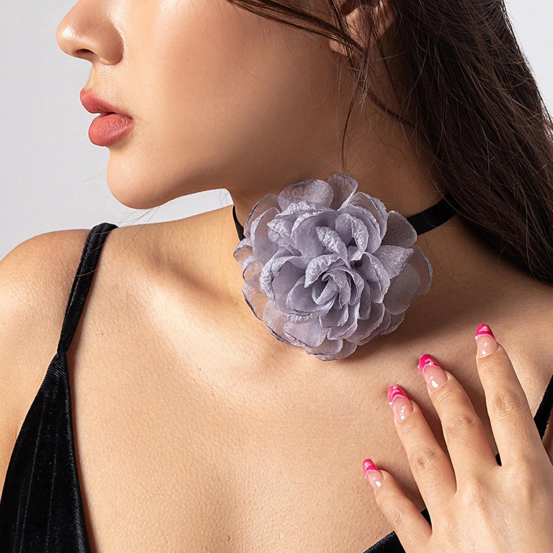 Exaggerated Goth Rose Flower Clavicle Chain Necklace - BestShop