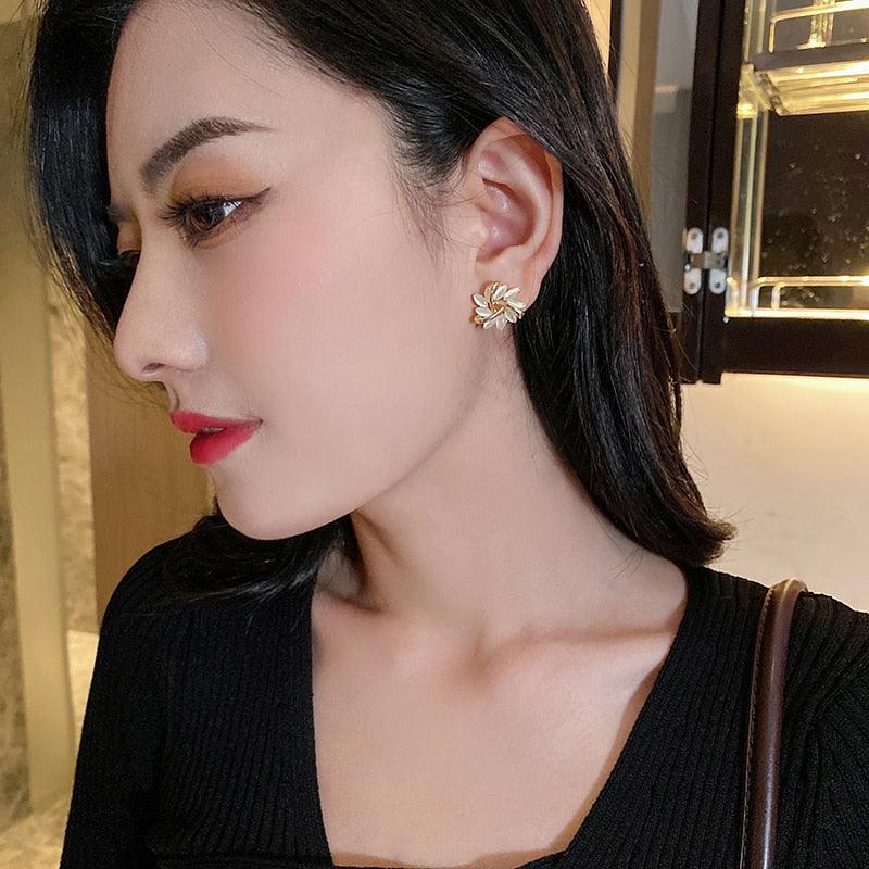 Flower Shape Opals Earring - BestShop