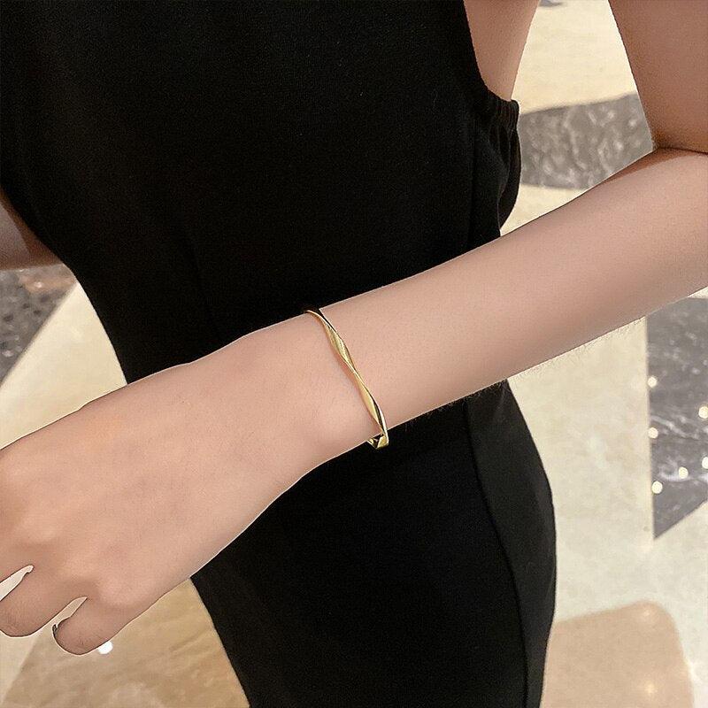 Twisted Metal Cuff - BestShop