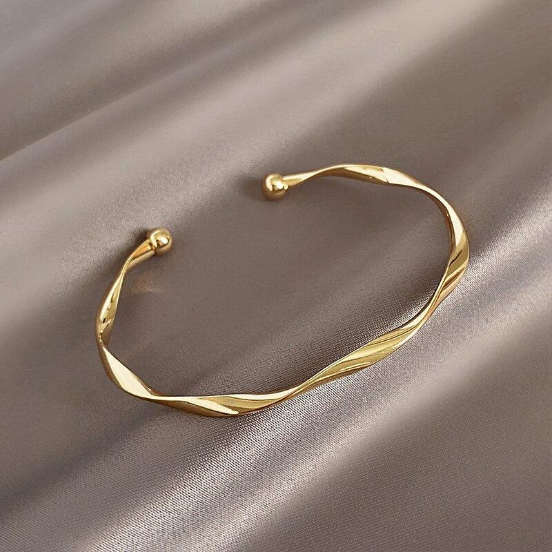 Twisted Metal Cuff - BestShop