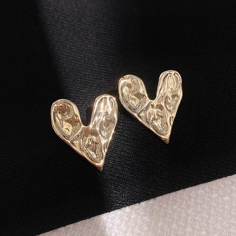 Uneven Heart Earring - BestShop