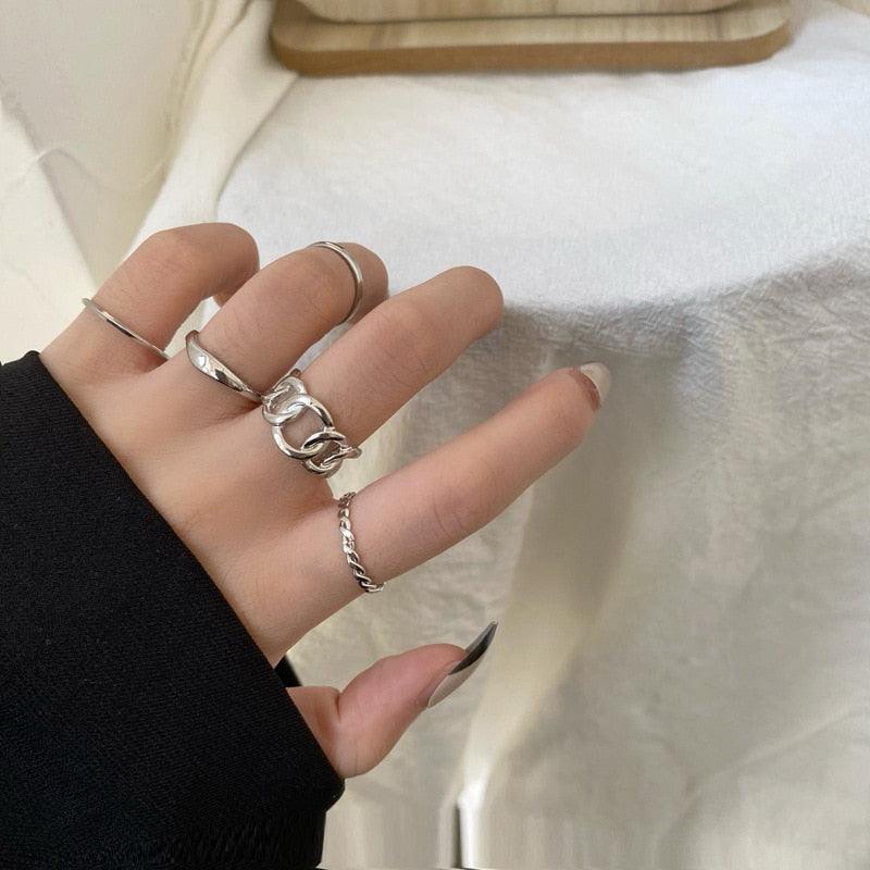 Vintage Roman Numeral Ring - BestShop