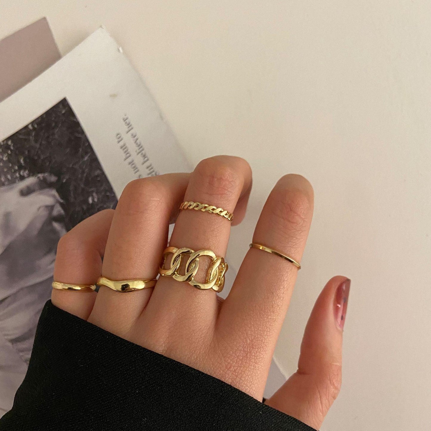Vintage Roman Numeral Ring - BestShop