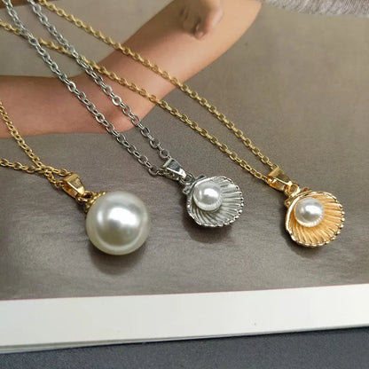 Trendy Shell Imitation Pearl Pendant Necklace