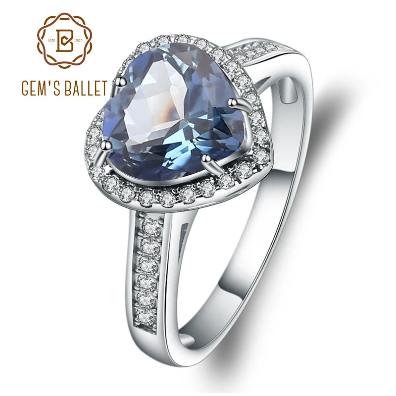 Bague en iolite en forme de cœur