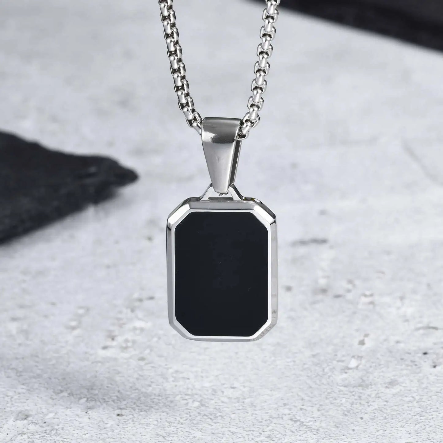 Casual Black Enamel Necklaces