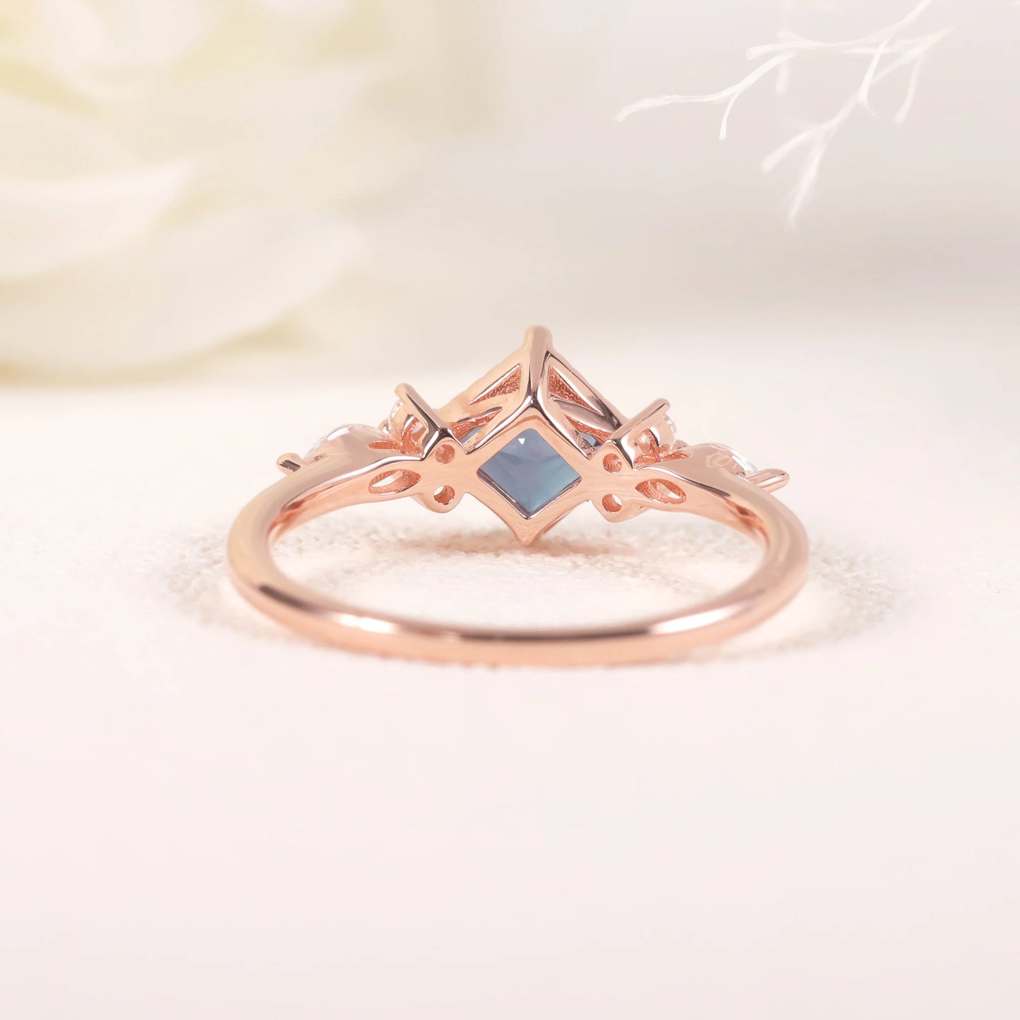 18K Gold Alexandrite Ring