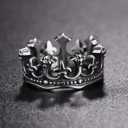 Classic Retro Crown King Ring
