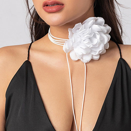 Exaggerated Goth Rose Flower Clavicle Chain Necklace - BestShop