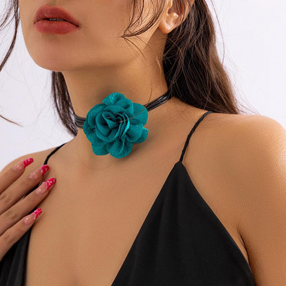 Exaggerated Goth Rose Flower Clavicle Chain Necklace - BestShop