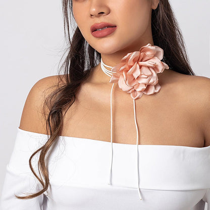 Exaggerated Goth Rose Flower Clavicle Chain Necklace - BestShop