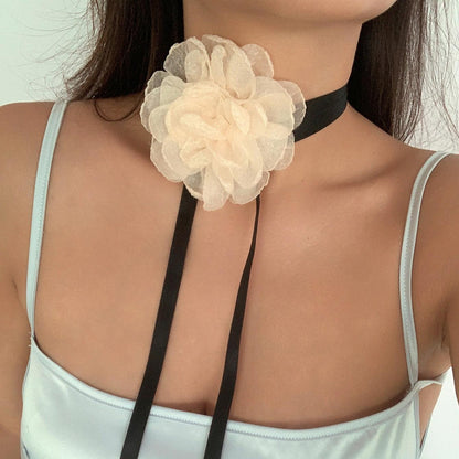 Exaggerated Goth Rose Flower Clavicle Chain Necklace - BestShop