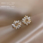 Load image into Gallery viewer, Flower Shape Opals Earring - BestShop