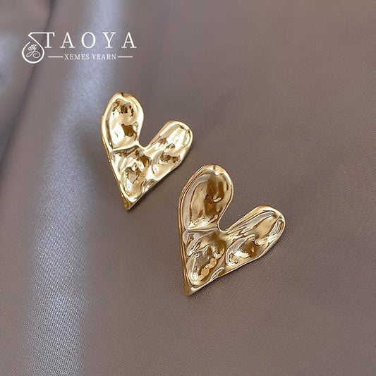 Uneven Heart Earring - BestShop